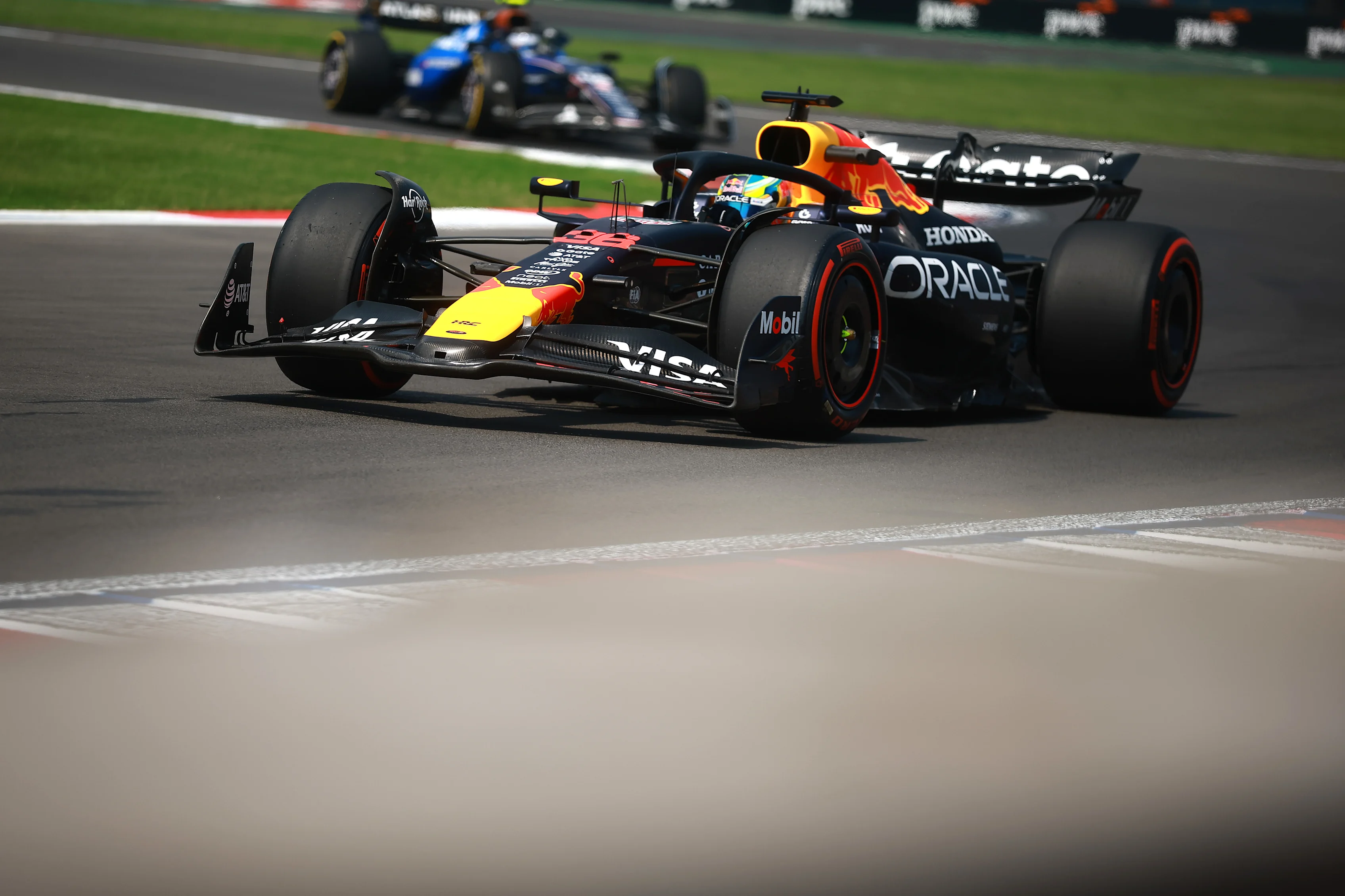 MEXICO CITY, MEXICO - OCTOBER 24: Arvid Lindblad of Great Britain driving the (36) Oracle Red Bull