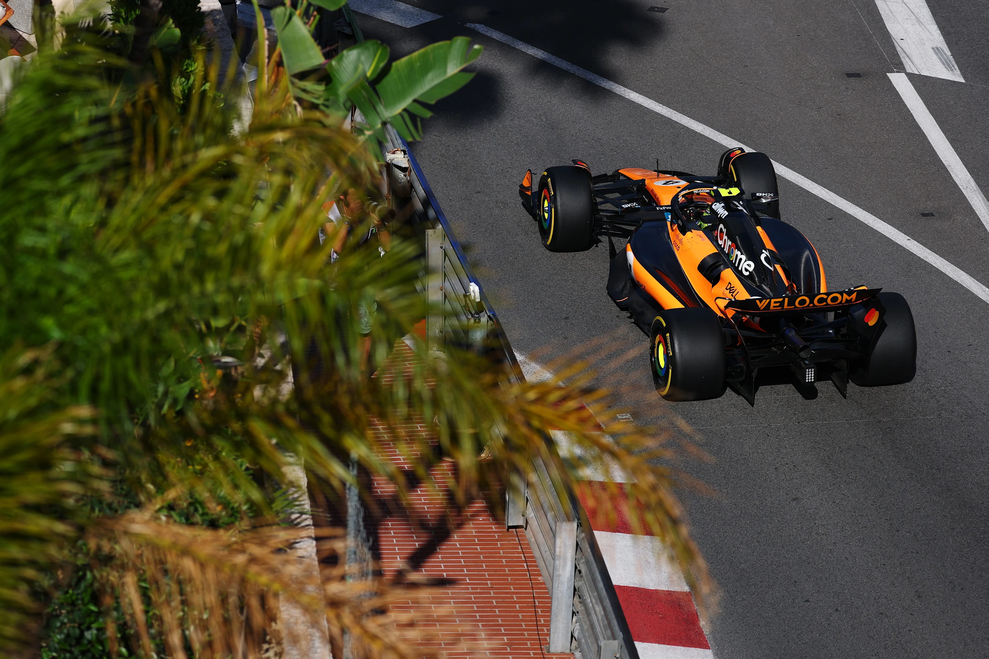 MONTE-CARLO, MONACO - MAY 23: Lando Norris of Great Britain driving the (4) McLaren MCL39 Mercedes on track during practice ahead of the F1 Grand Prix of Monaco at Circuit de Monaco on May 23, 2025 in Monte-Carlo, Monaco. (Photo by Clive Rose/Getty Images)