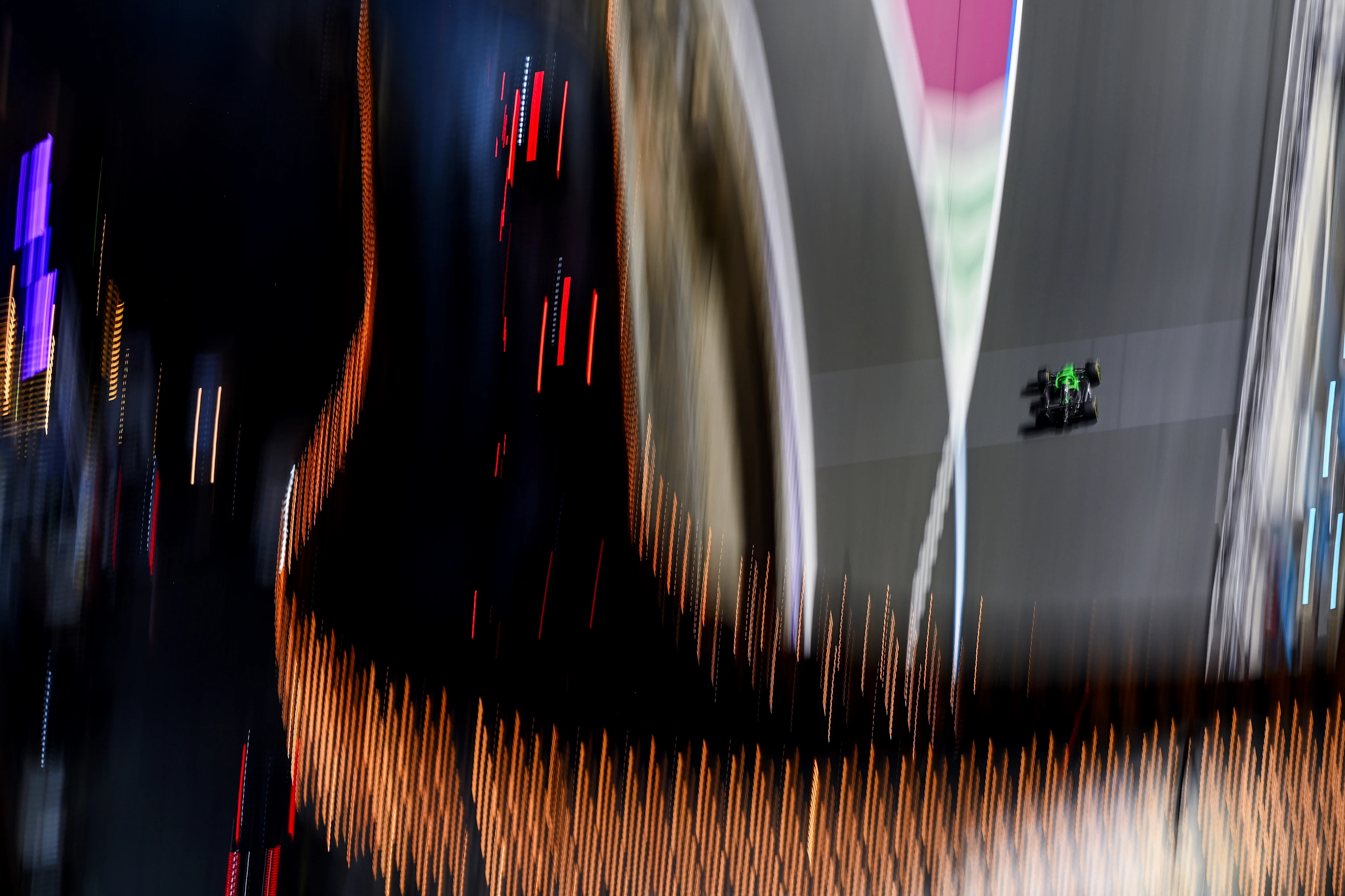 JEDDAH, SAUDI ARABIA - APRIL 20: Nico Hulkenberg of Germany driving the (27) Kick Sauber C45 Ferrari on track during the F1 Grand Prix of Saudi Arabia at Jeddah Corniche Circuit on April 20, 2025 in Jeddah, Saudi Arabia. (Photo by Clive Mason/Getty Images)