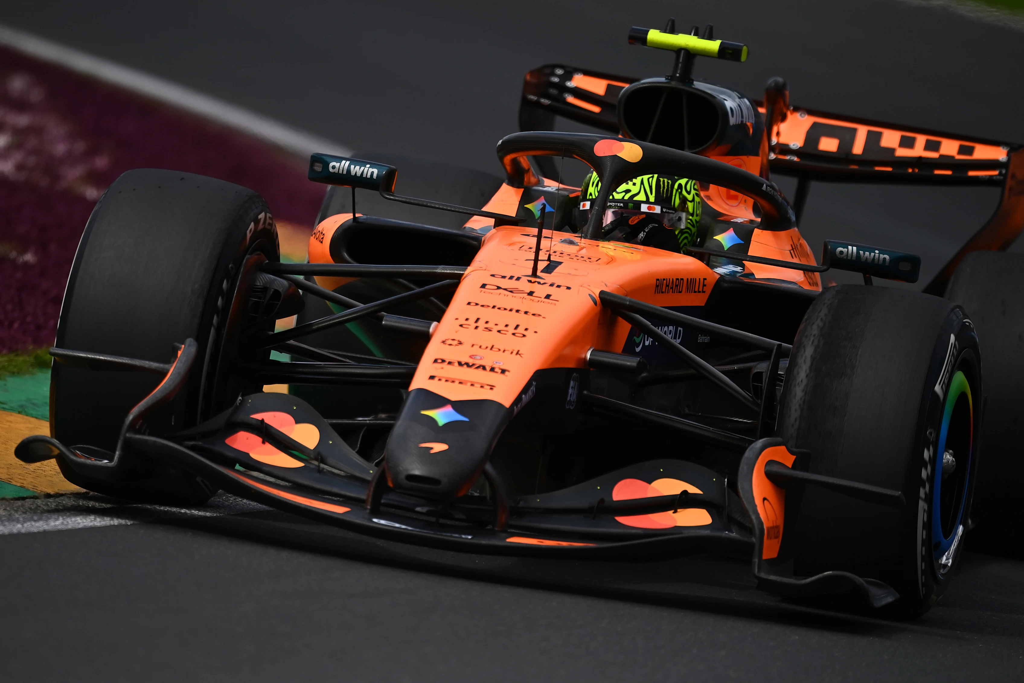 MELBOURNE, AUSTRALIA - MARCH 08: Lando Norris of Great Britain driving the (1) McLaren MCL40
