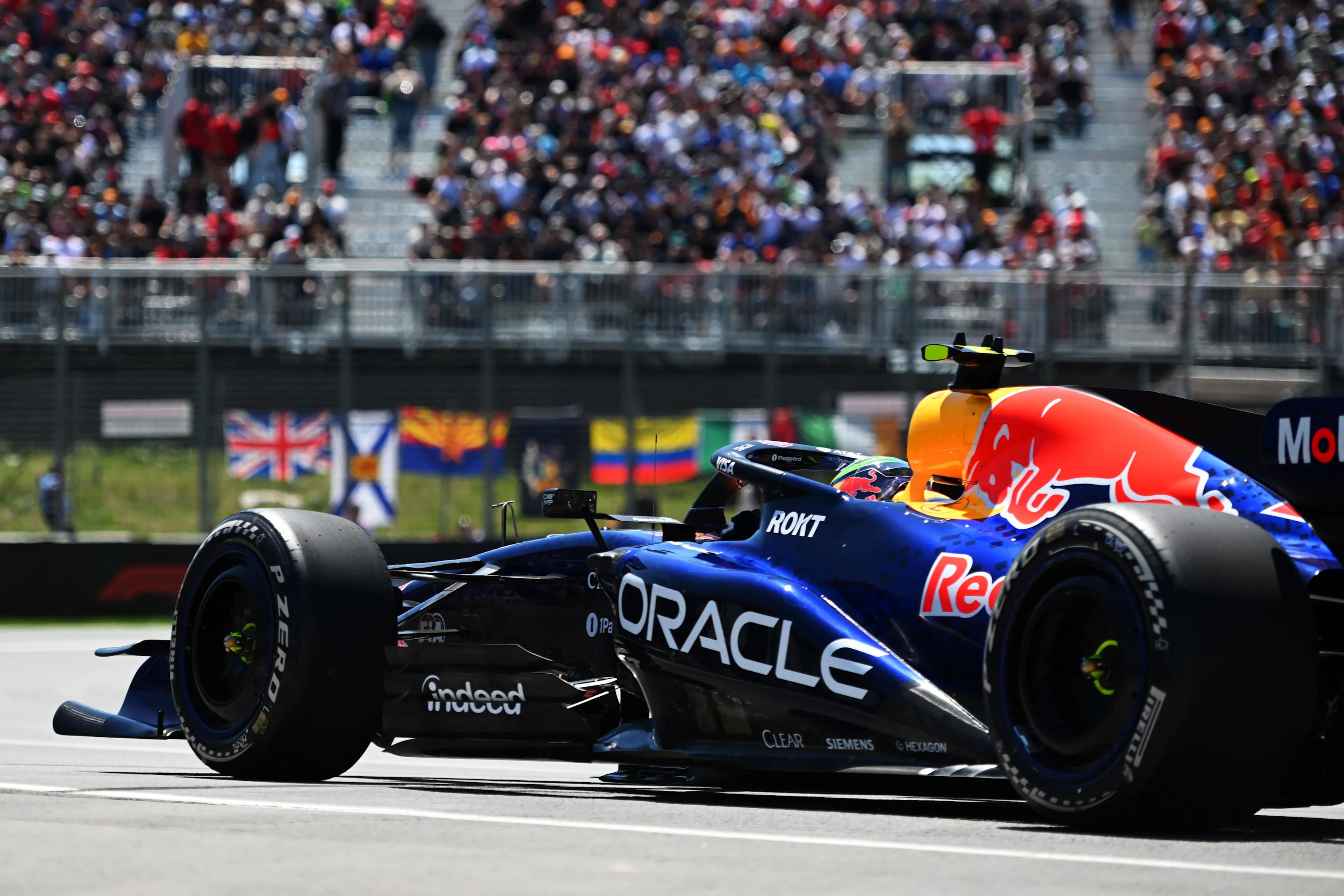 MONTREAL, QUEBEC - MAY 22: Isack Hadjar of France driving the (6) Oracle Red Bull Racing RB22 Red