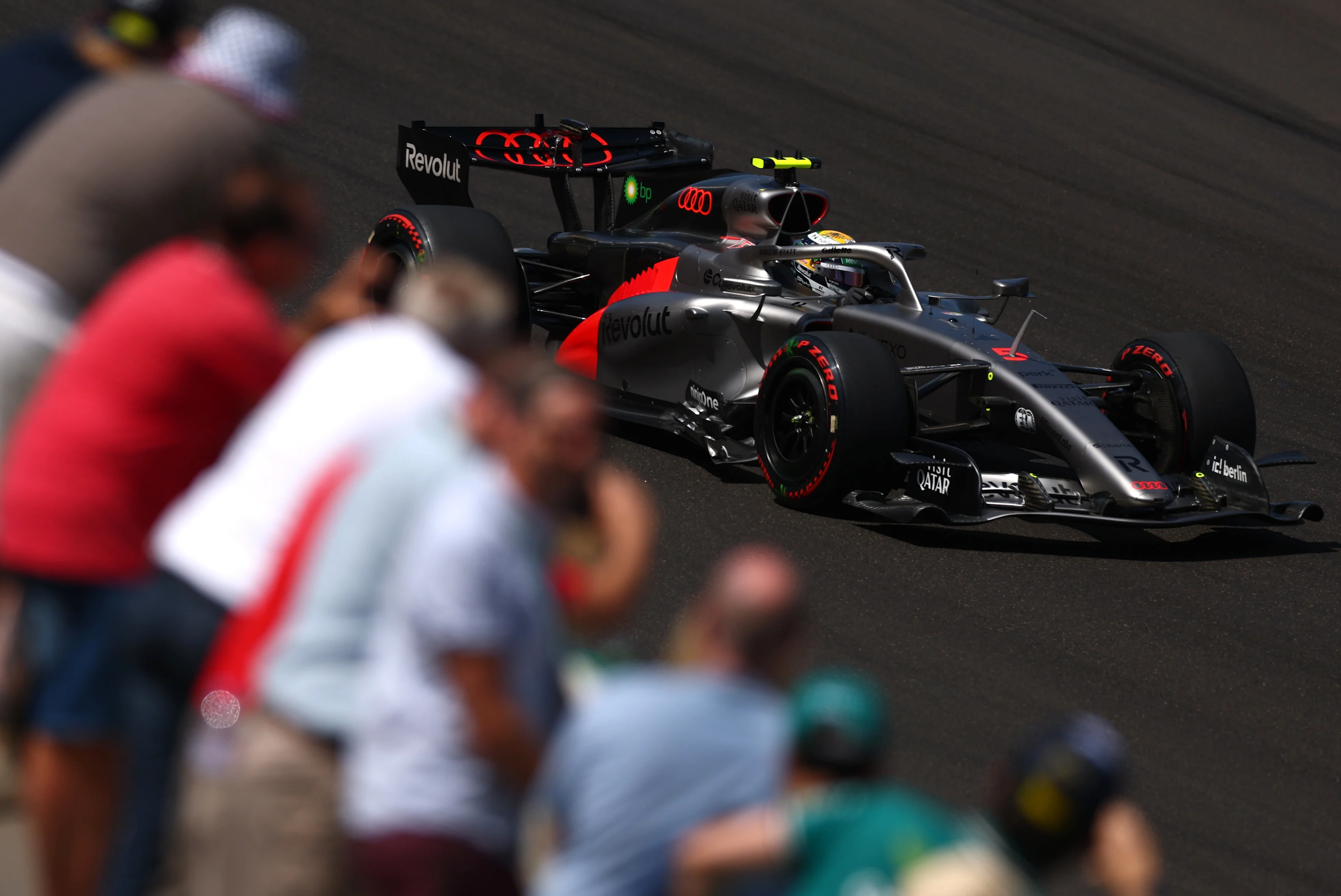 BUDAPEST, HUNGARY - JULY 25: Gabriel Bortoleto of Brazil driving the (5) Audi F1 Team R26 on track