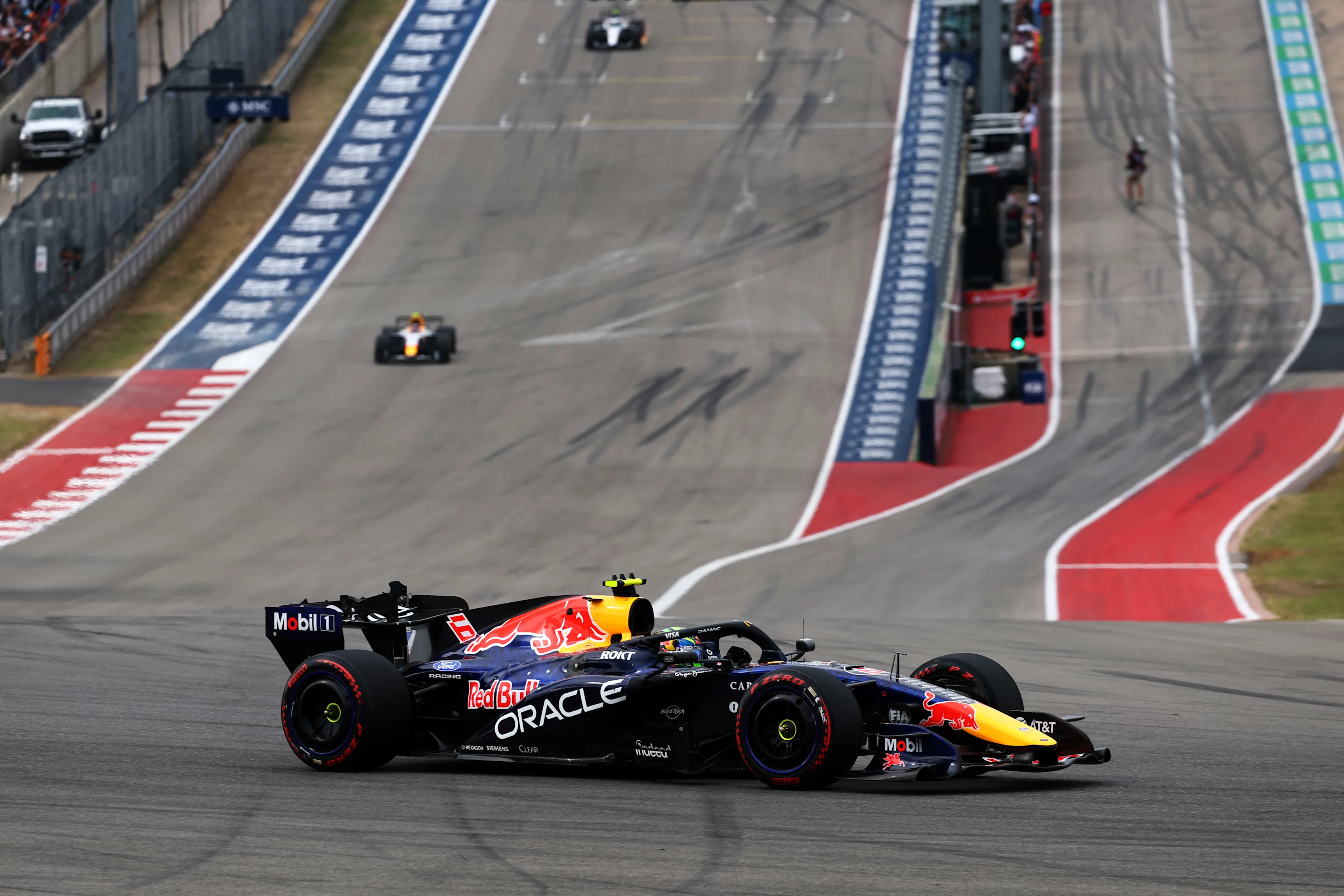 AUSTIN, TEXAS - OCTOBER 25: Isack Hadjar of France driving the (6) Oracle Red Bull Racing RB22 Red