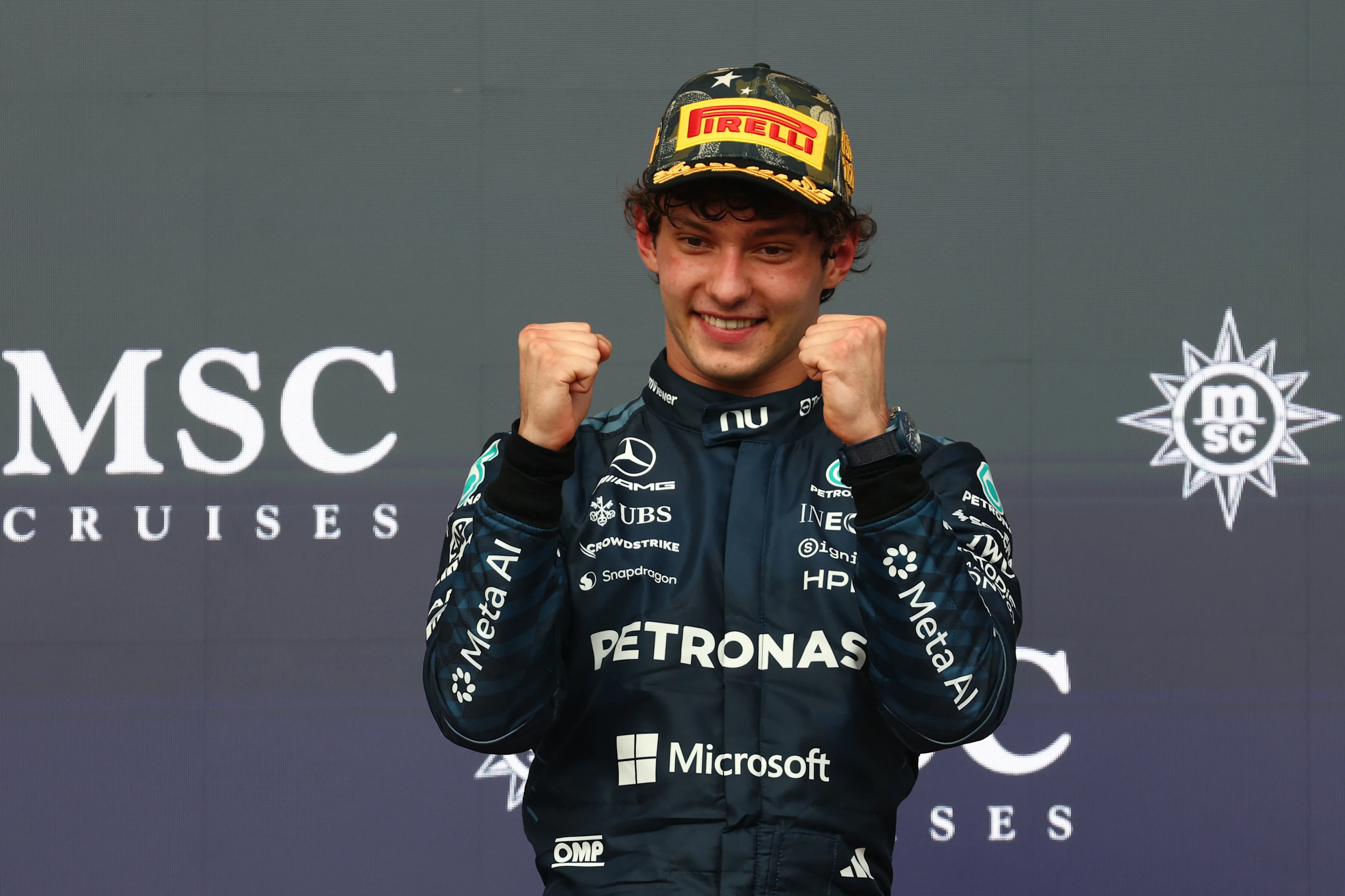 AUSTIN, TEXAS - OCTOBER 25: Race winner Andrea Kimi Antonelli of Italy and Mercedes AMG Petronas F1