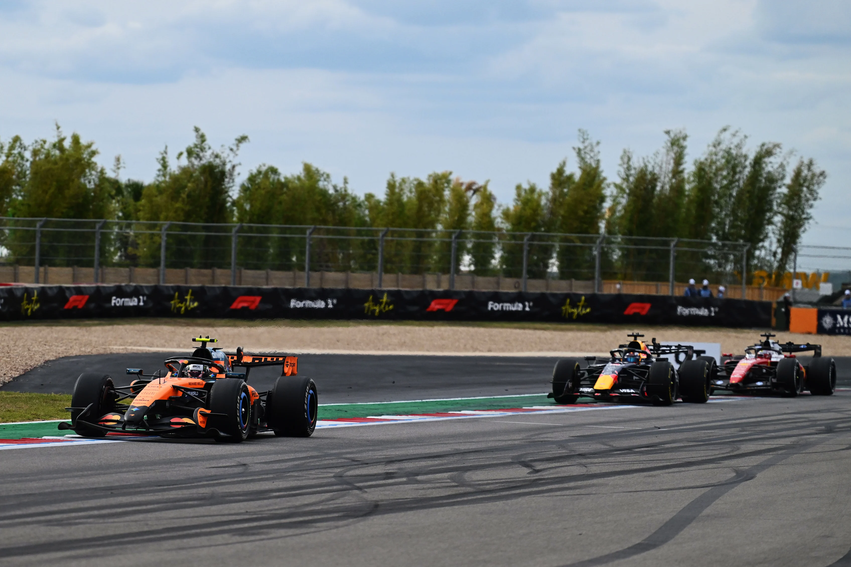 AUSTIN, TEXAS - OCTOBER 25: Lando Norris of Great Britain driving the (1) McLaren MCL40 Mercedes on