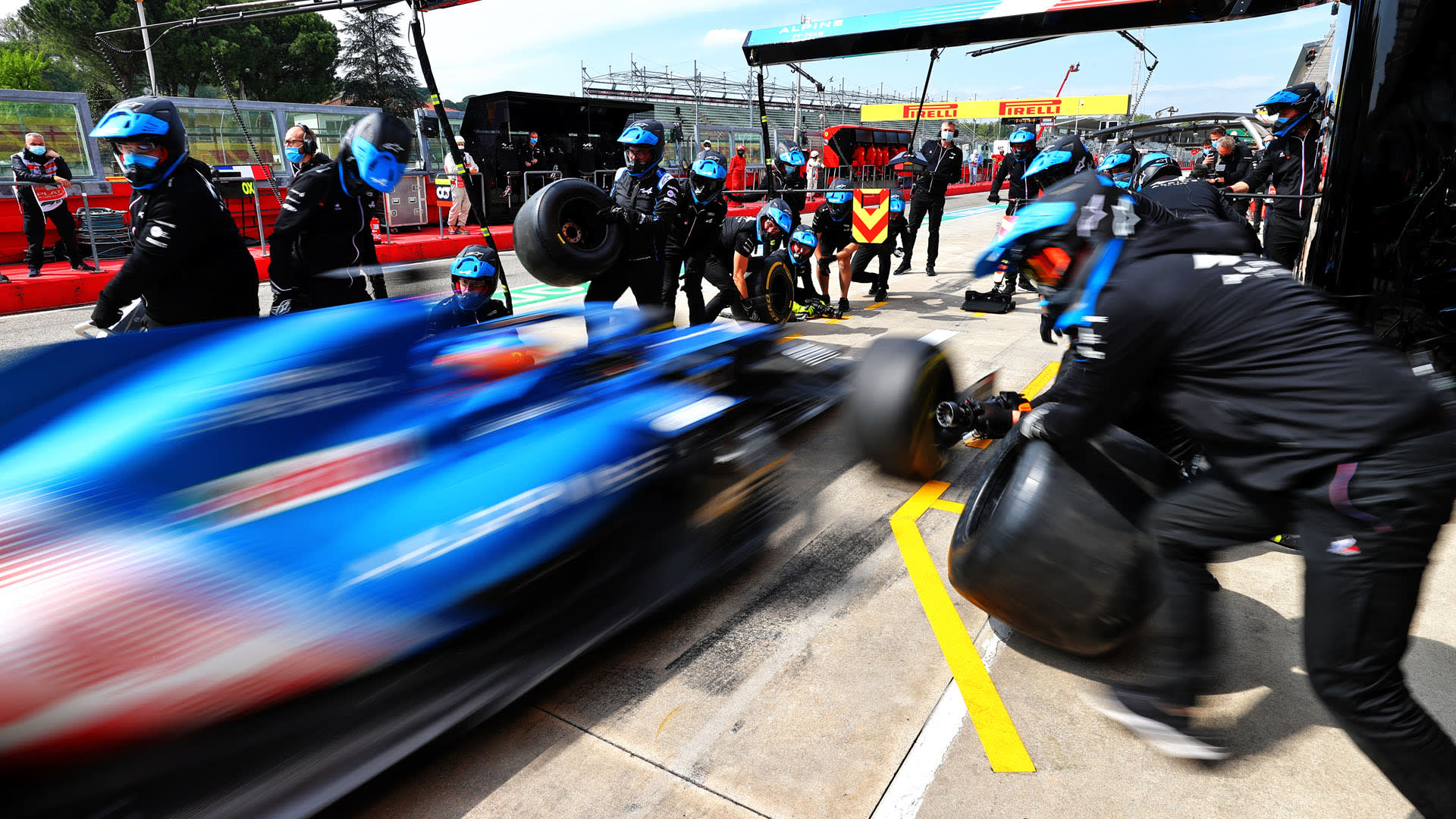 STRATEGY GUIDE: What are the possible race strategies for the Spanish Grand  Prix? | Formula 1®
