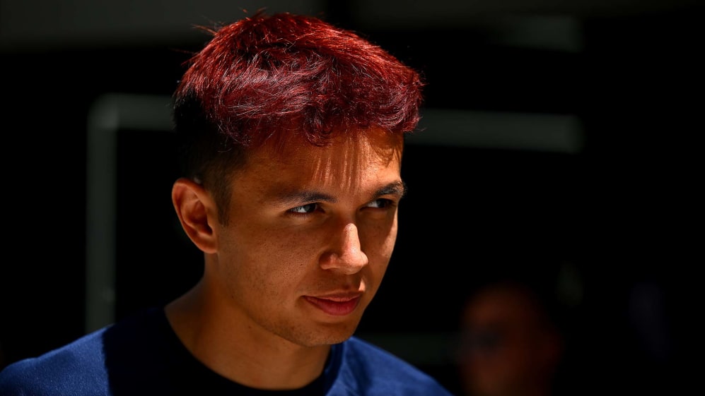 Slået lastbil Blive skør erotisk Lucky red hair 'here to stay' jokes Albon after snaring P9 in Miami Grand  Prix | Formula 1®