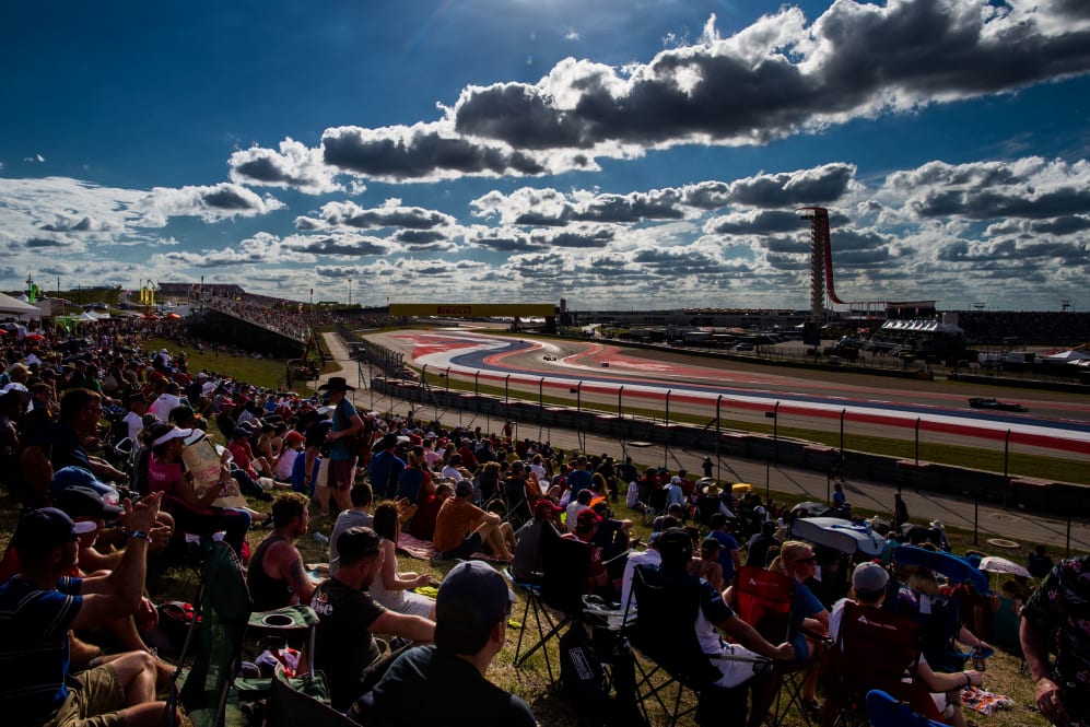 AUSTIN, TX - OCTOBER 21: Fans during qualifying for the United States Formula One Grand Prix at