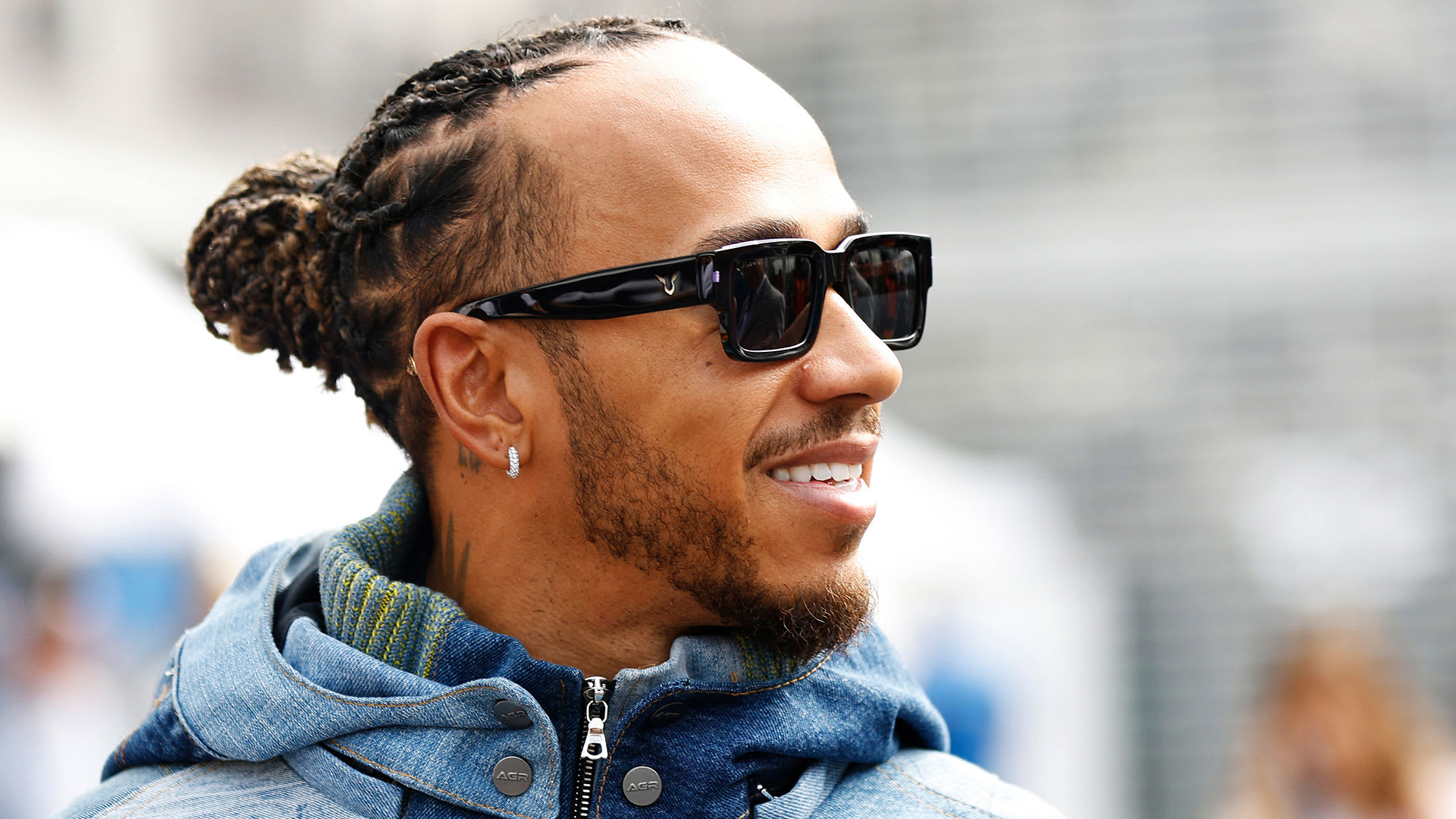 Mercedes F1 News: Lewis Hamilton Continues Bid To Purchase Manchester  United Football Club - F1 Briefings: Formula 1 News, Rumors, Standings and  More