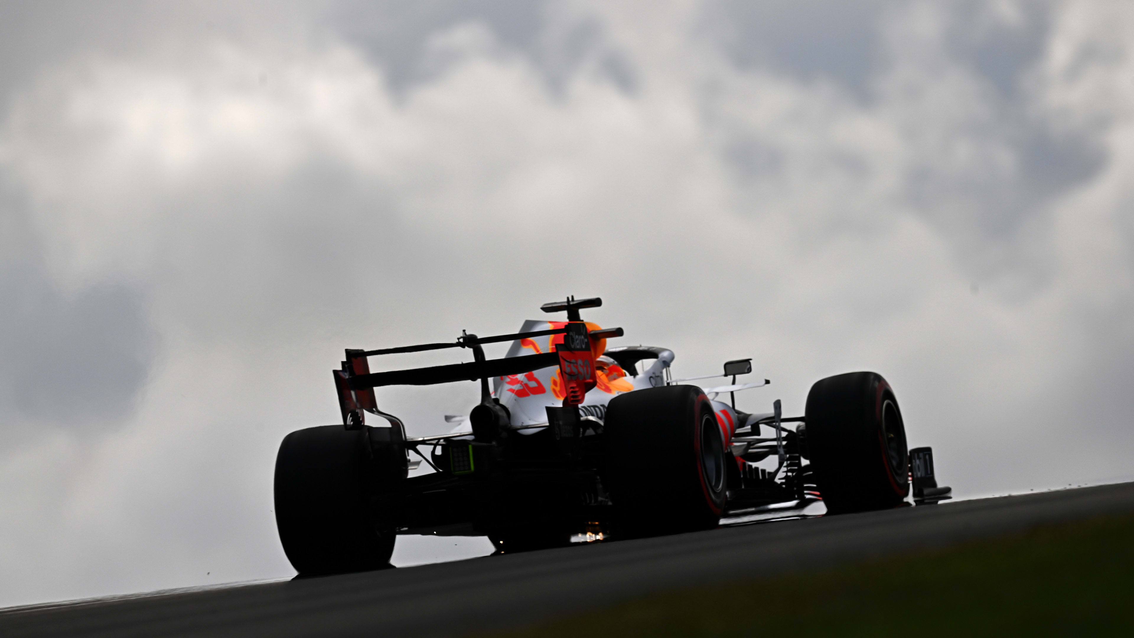 Fernando Alonso rues Aston Martin's 'terrible' FP1 as he predicts 'heavily  compromised' race following shock Q1 exit