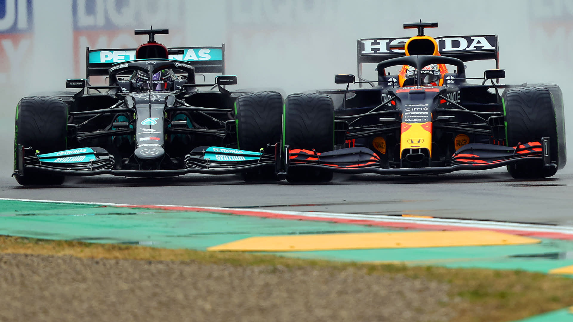 How the Hamilton vs Verstappen battle compares to the closest F1 title