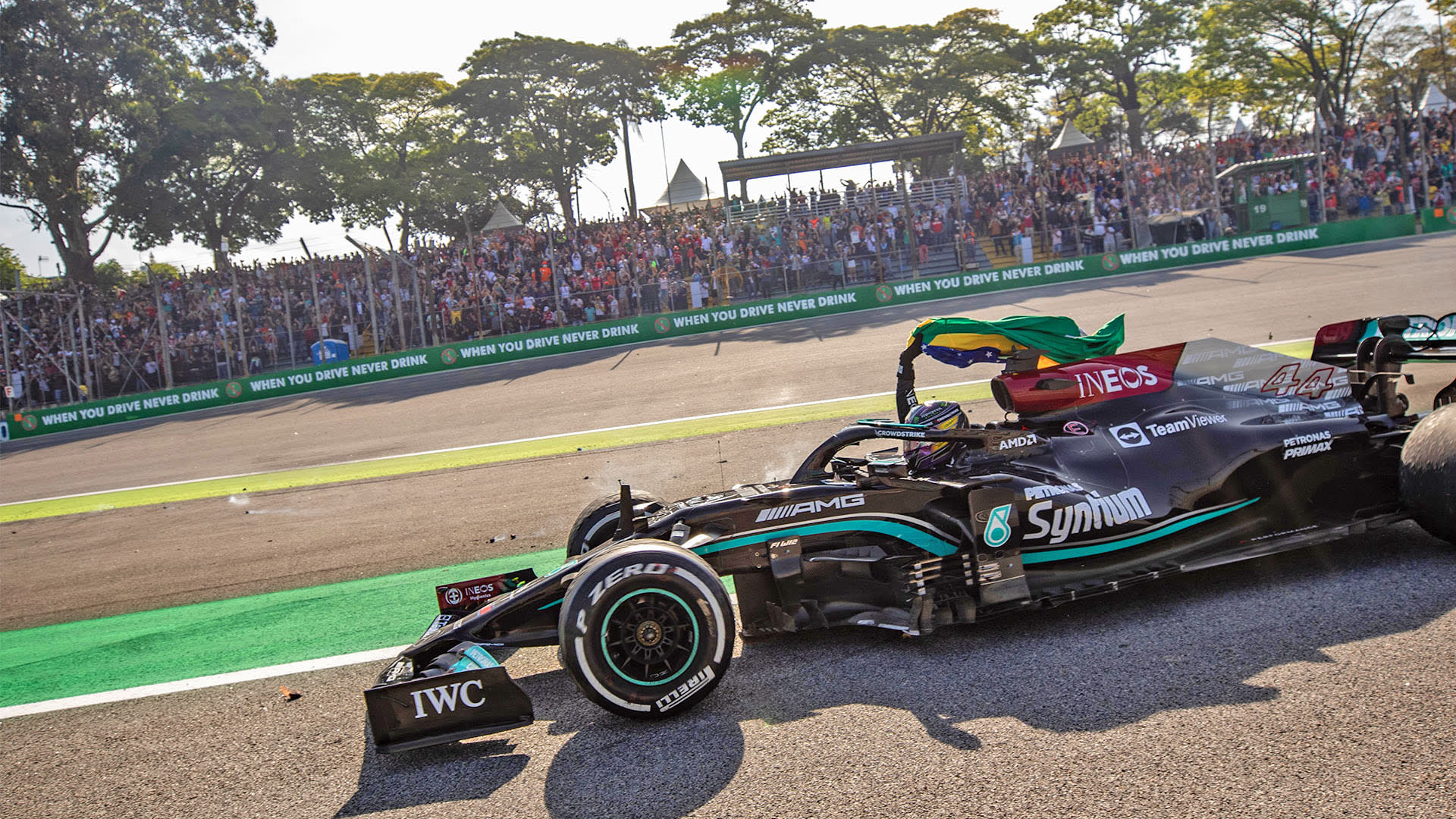 Mercedes F1 Team Season Review 2021 - Last Word on Motorsports