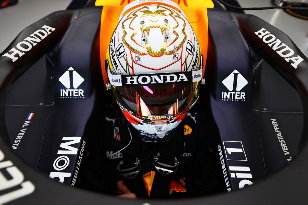 Max Verstappen reveals his 2021 F1 helmet design ahead of RB16B