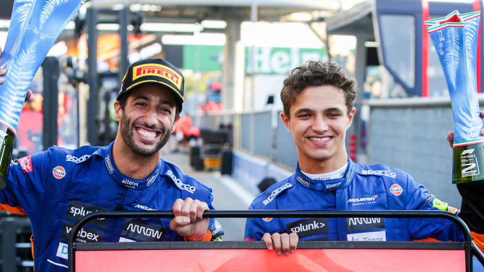 Push-ups fail! Lando Norris and Daniel Ricciardo fitness challenge