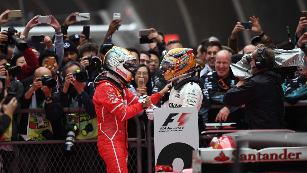 www.sutton-images.com
Race winner Lewis Hamilton (GBR) Mercedes AMG F1 and Sebastian Vettel (GER)