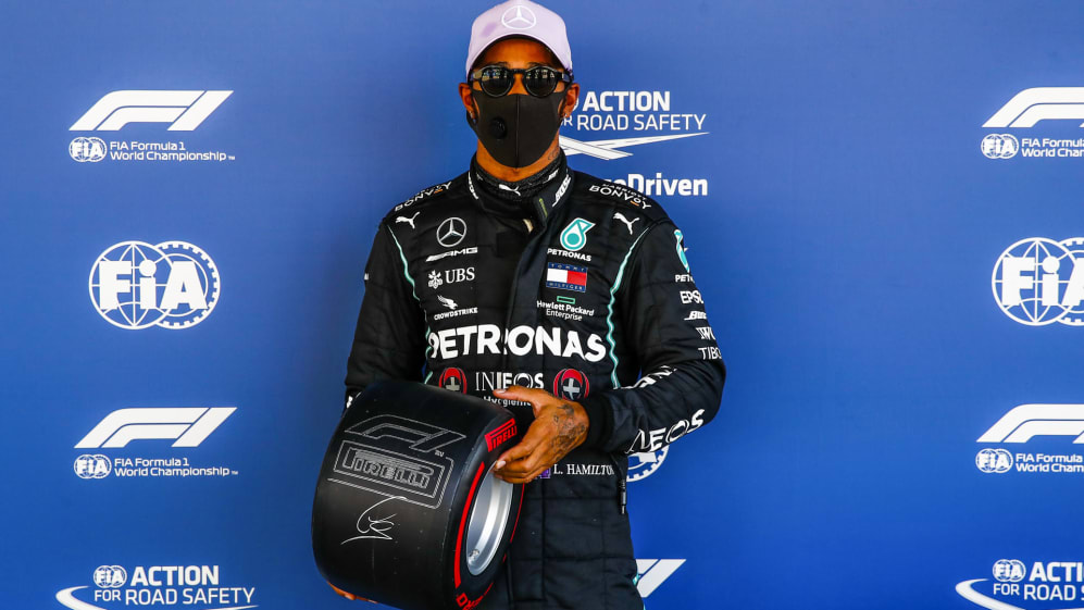 Pole Sitter Lewis Hamilton, Mercedes-AMG Petronas F1 with the Pirelli Pole Position