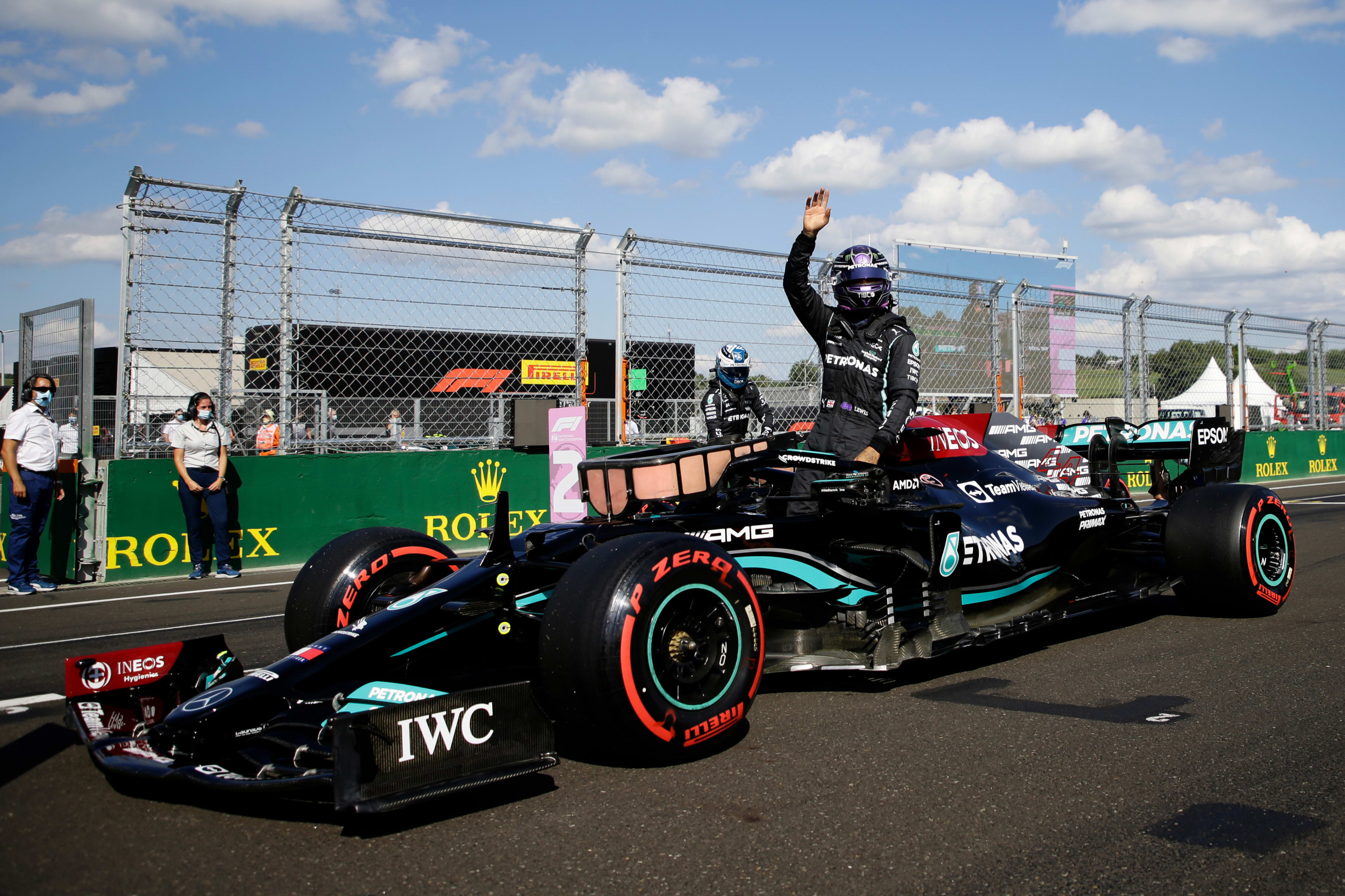 2021 Hungarian Grand Prix qualifying report and highlights Hamilton roars to Hungary pole, as Bottas denies Verstappen front-row start Formula 1