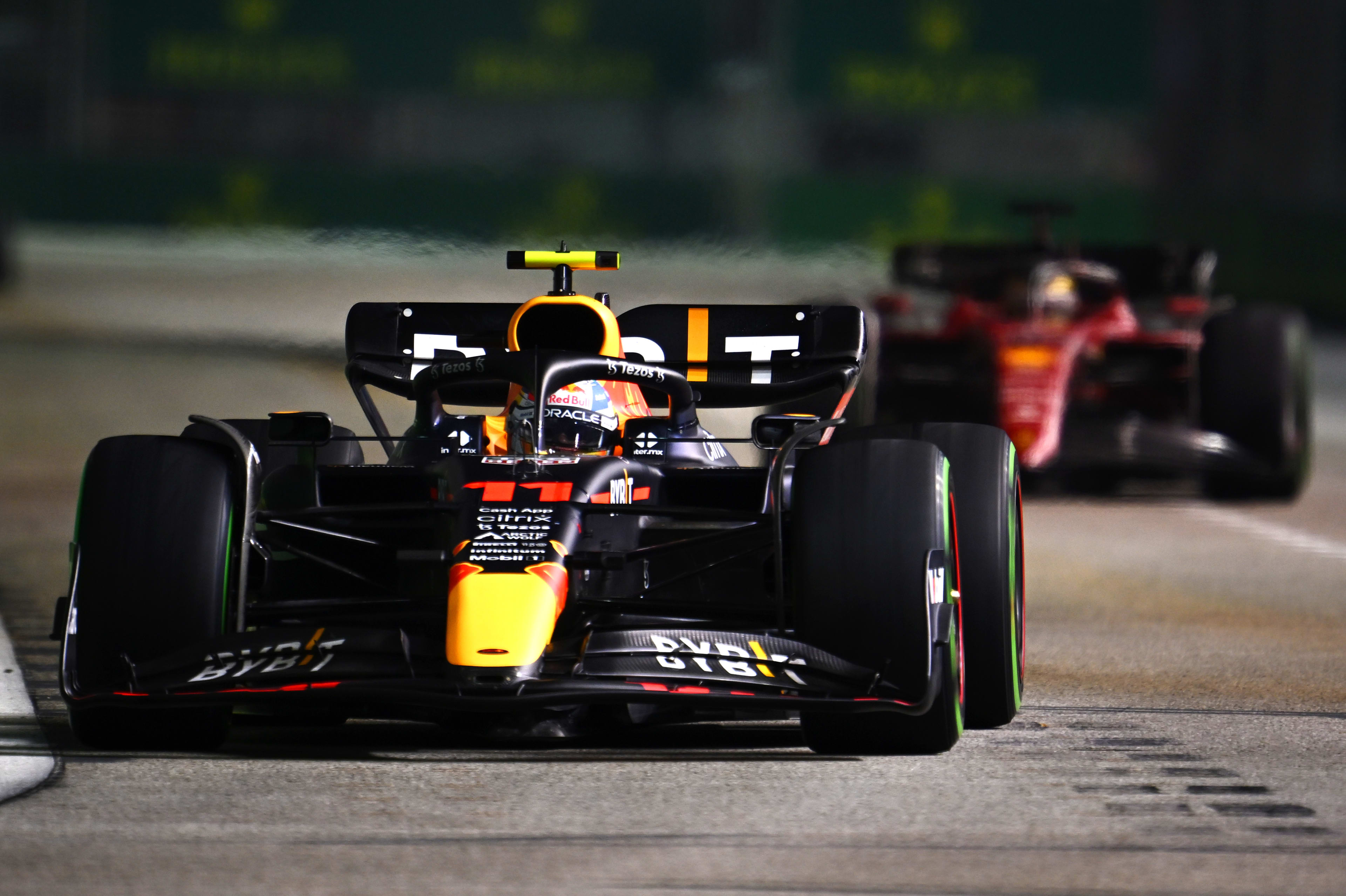 F1: com Red Bull em baixa, Ferrari fica na frente em Singapura