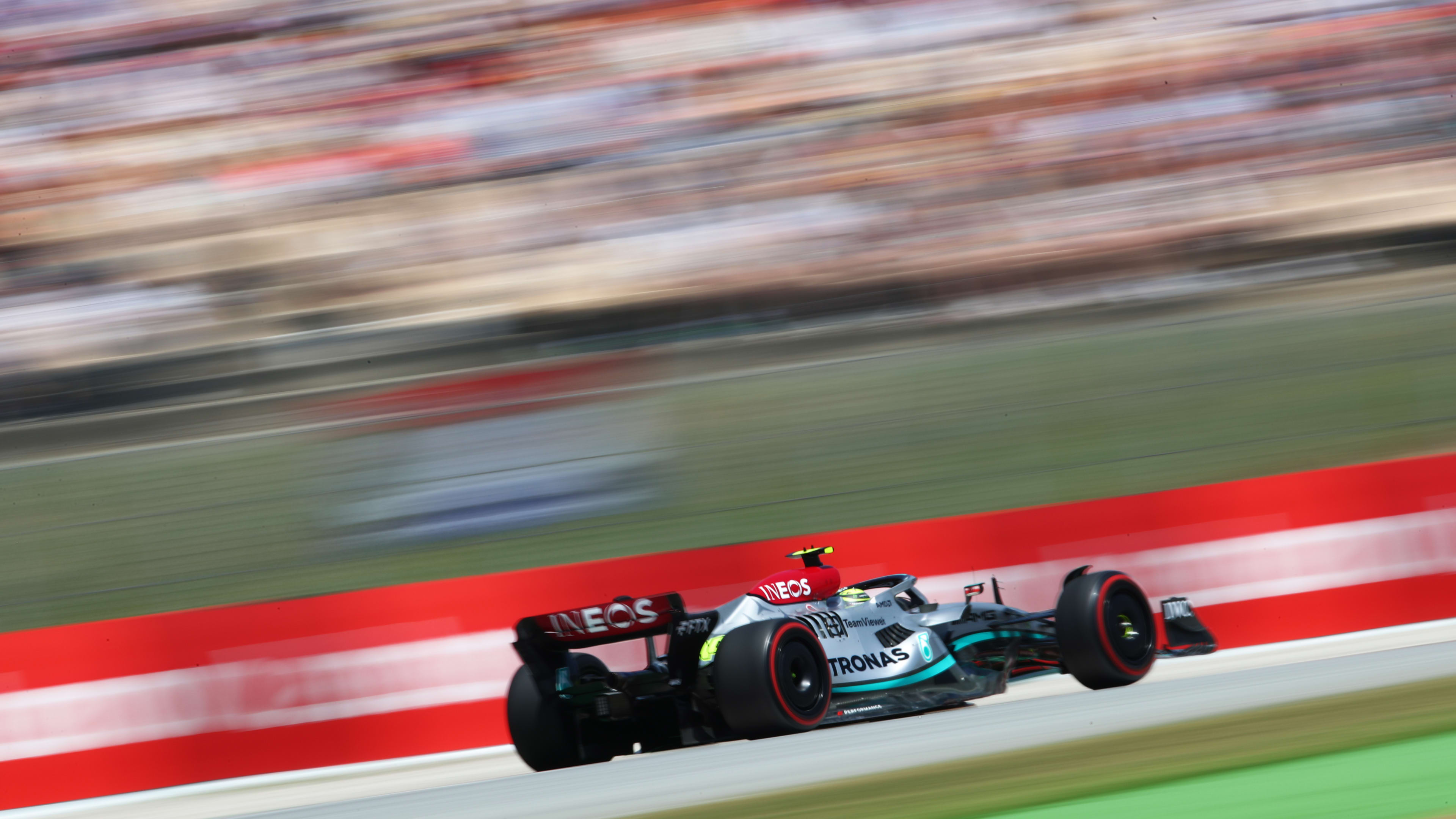 Lewis Hamilton unimpressed by F1's lack of 'silverware