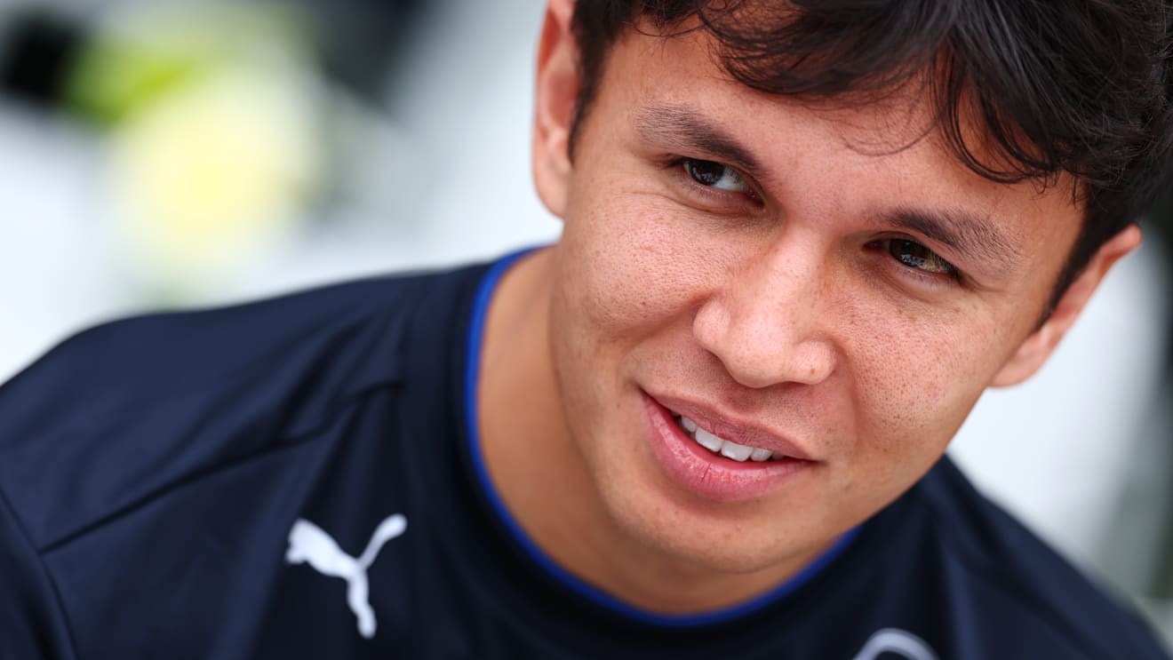 Albon shares clear 2025 goal for Williams after team’s eye-catching display at pre-season testing