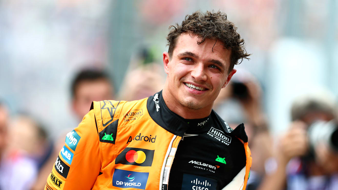 MELBOURNE, AUSTRALIA - MARCH 15: Lando Norris of Great Britain driving the (4) McLaren MCL39