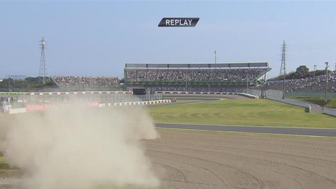 Home favourite Kamui Kobayashi loses the rear of his Caterham CT05 through the S Curves, and is pitched backwards into the barriers © FOWC Ltd