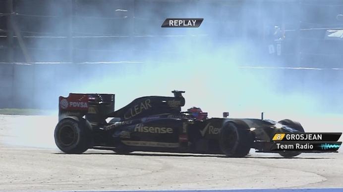 Romain Grosjean has a dramatic half spin after losing the rear of his Lotus through the high-speed Turn 5 © FOWC Ltd