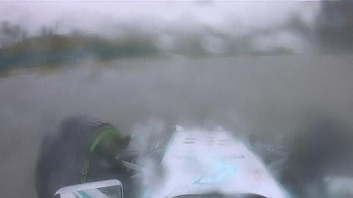 Nico Rosberg spins his Mercedes at Turn 16 on his final Q3 run and can only qualify in fourth place. © FOWC Ltd