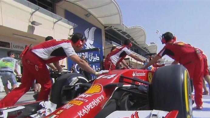 An embarrassing moment for Ferrari, as they release Fernando Alonso with different tyre compounds on the front of his car. The Spaniard stops in the pit lane and is pushed back to his garage. © FOWC Ltd