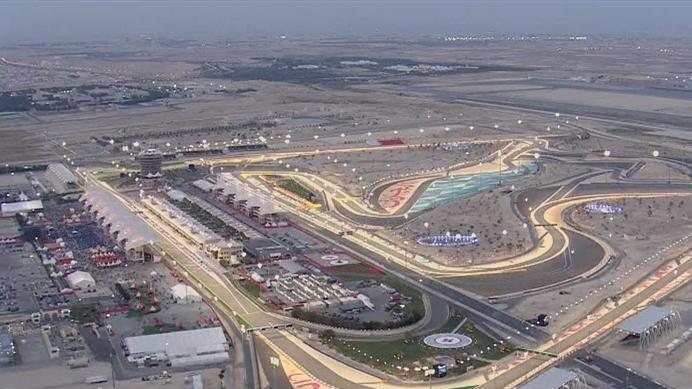 Afternoon turns to evening and the floodlights are on around the Sakhir circuit minutes before the start of practice two. © FOWC Ltd