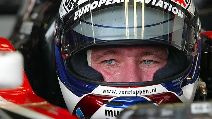 Jos Verstappen (NED) Minardi Cosworth PS03 Formula One World Championship, Rd16, Japanese Grand Prix, Suzuka , Japan, 10 October 2003. © Sutton Images