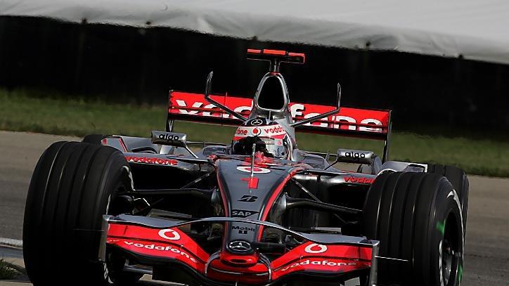 Fernando Alonso (ESP) McLaren Mercedes MP4/22. Formula One World Championship, Rd 7, United States Grand Prix, Practice Day, Indianapolis, USA, Friday, 15 June 2007 © Sutton Images. No reproduction without permission