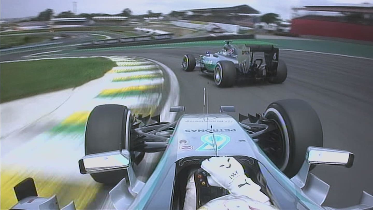 Rosberg misjudges turn 1 and Hamilton takes advantage to close the gap