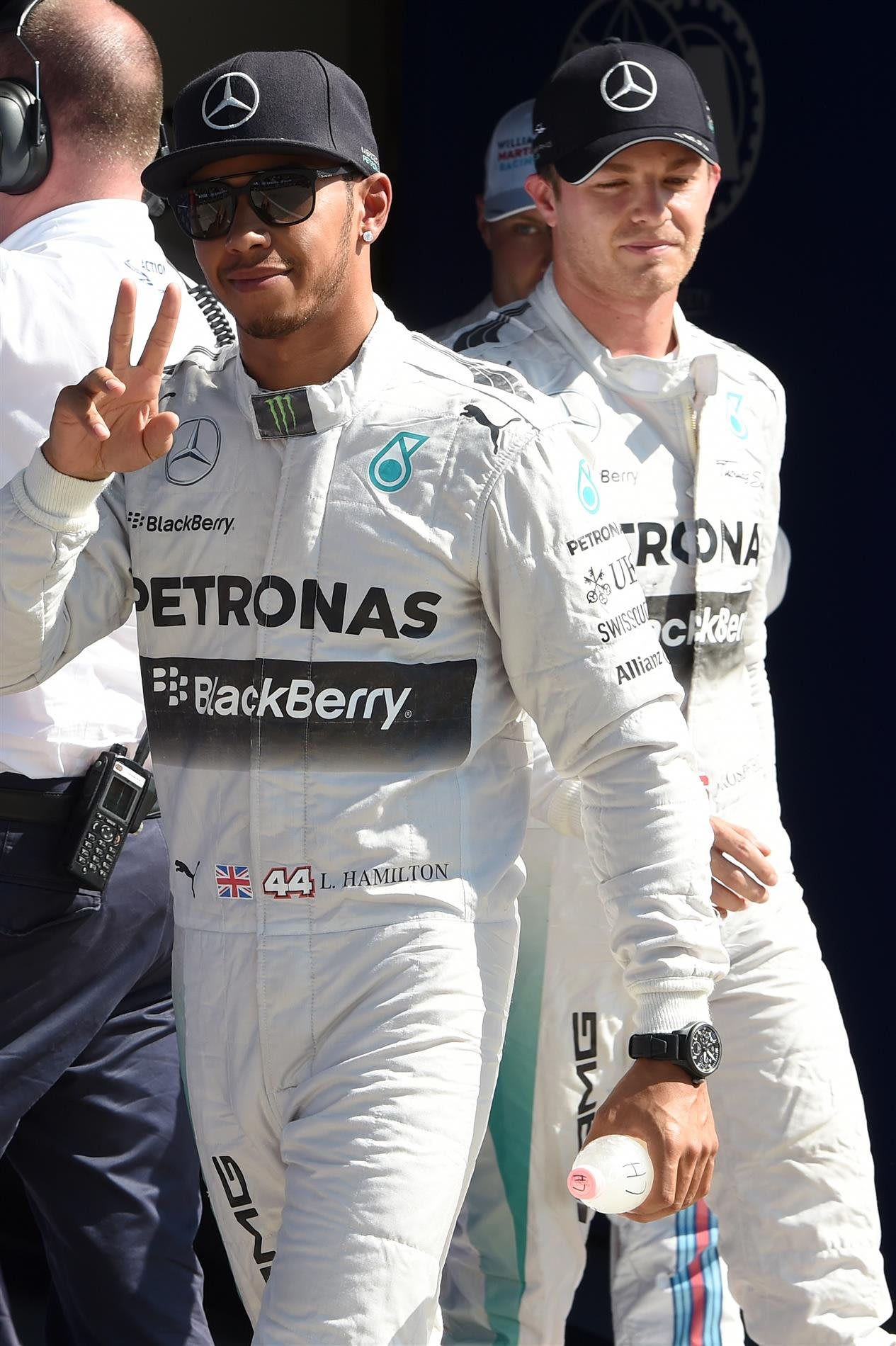 Pole sitter Lewis Hamilton (GBR) Mercedes AMG F1 celebrates in parc ferme. Formula One World Championship, Rd13, Italian Grand Prix, Monza, Italy, Qualifying, Saturday, 6 September 2014 © Sutton Images. No reproduction without permission