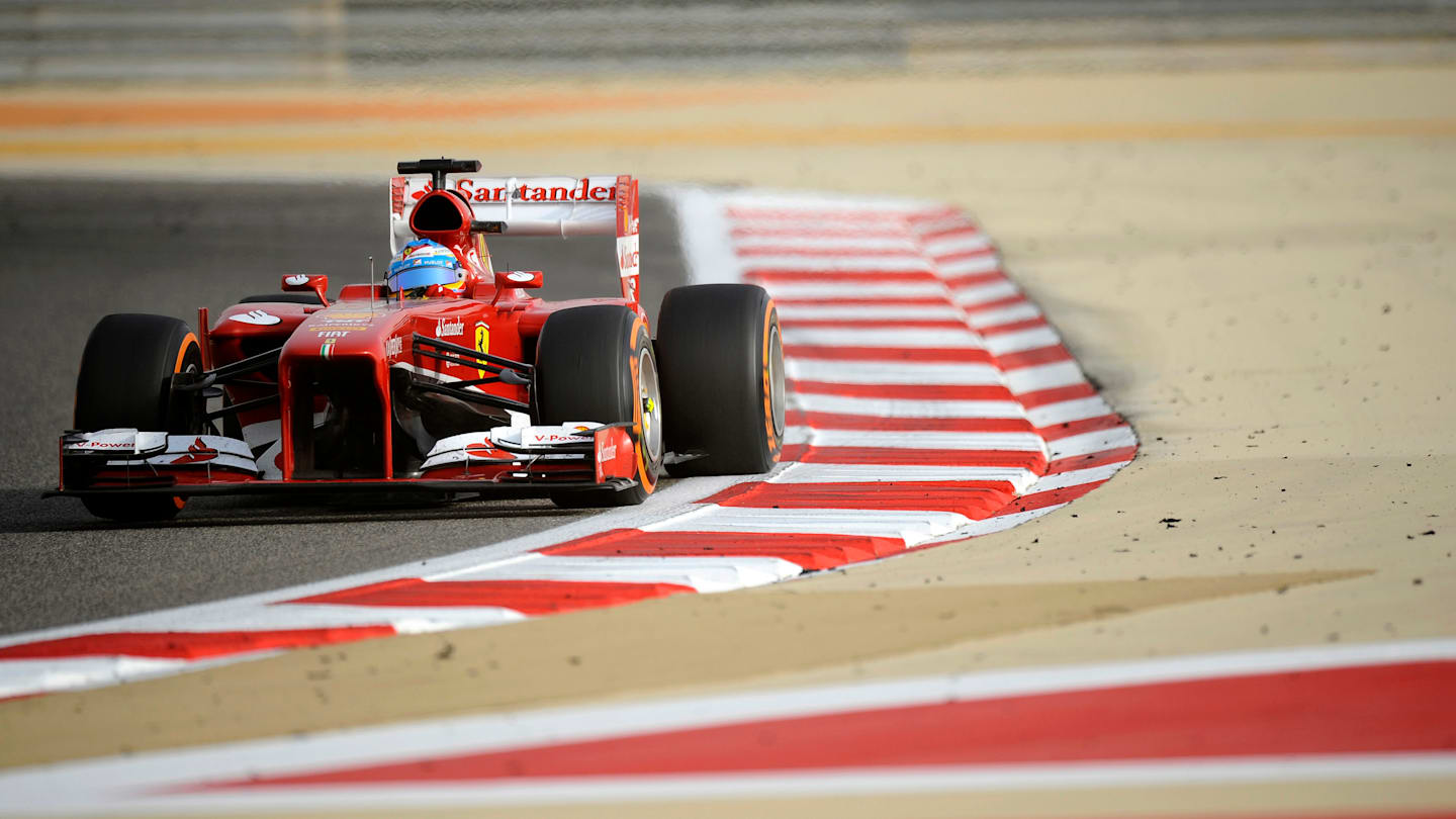 Fernando Alonso (ESP) Ferrari F138. Formula One World Championship, Rd4, Bahrain Grand Prix, Race