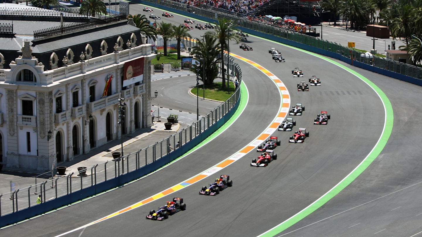The start of the race.  Formula One World Championship, Rd 8, European Grand Prix, Race, Valencia,