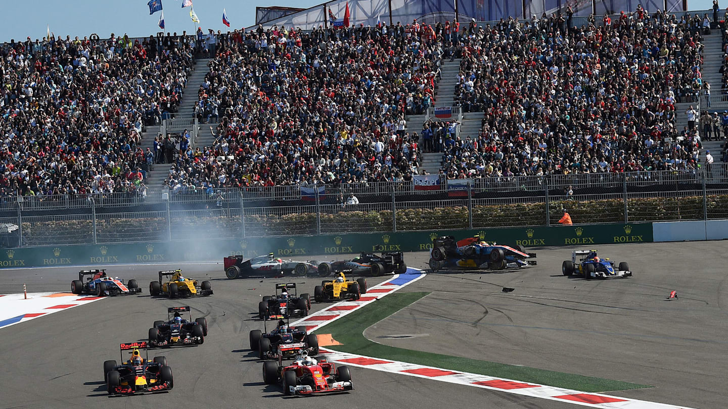 www.sutton-images.com  Esteban Gutierrez (MEX) Haas VF-16, Nico Hulkenberg (GER) Force India