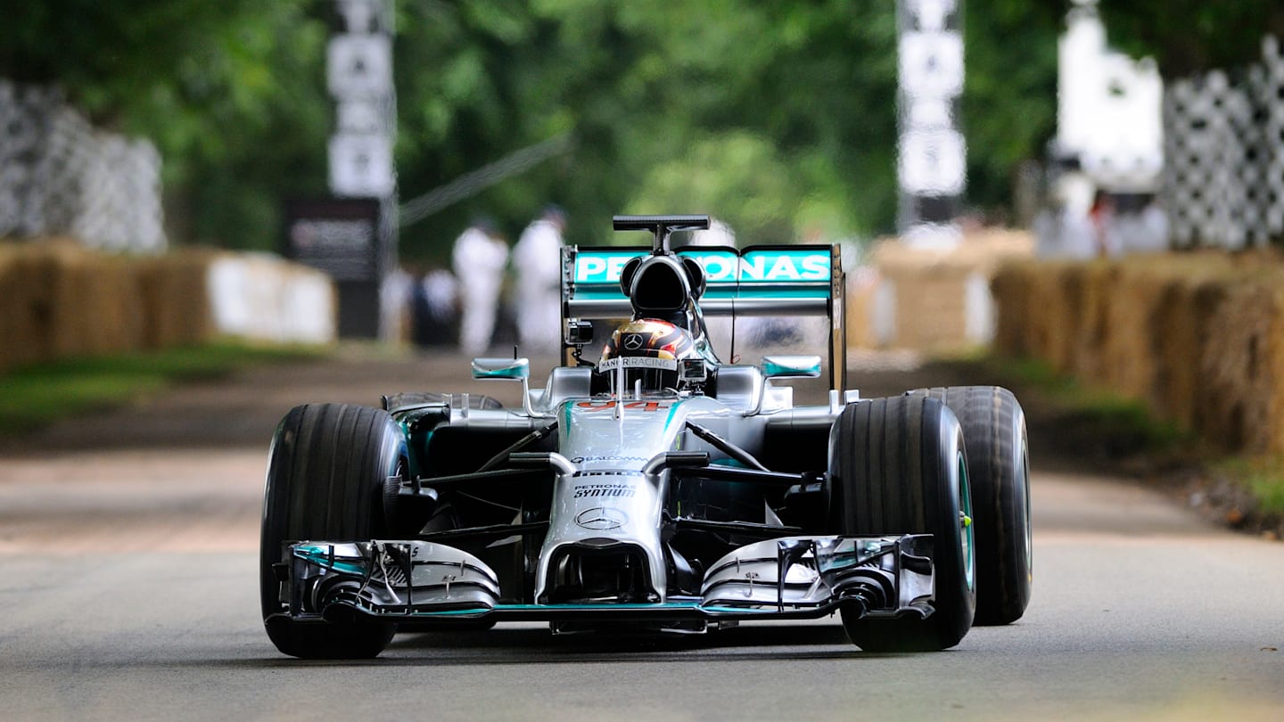 Pascal Wehrlein (GER) Mercedes-Benz F1 W06 Hybrid at Goodwood Festival of Speed, Goodwood, England, 24-26 June 2016. © Sutton Images