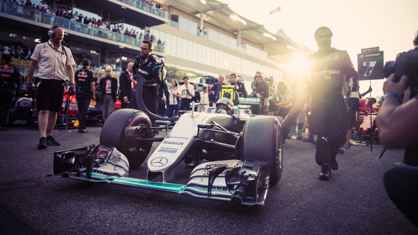 On the grid in Abu Dhabi ©  Mercedes-Benz Grand Prix Ltd / Paul Ripke