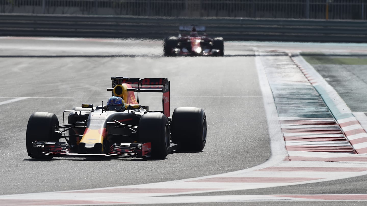 Daniel Ricciardo, Red Bull, during Pirelli 2017 tyre testing in Abu Dhabi © Foto Studio Colombo