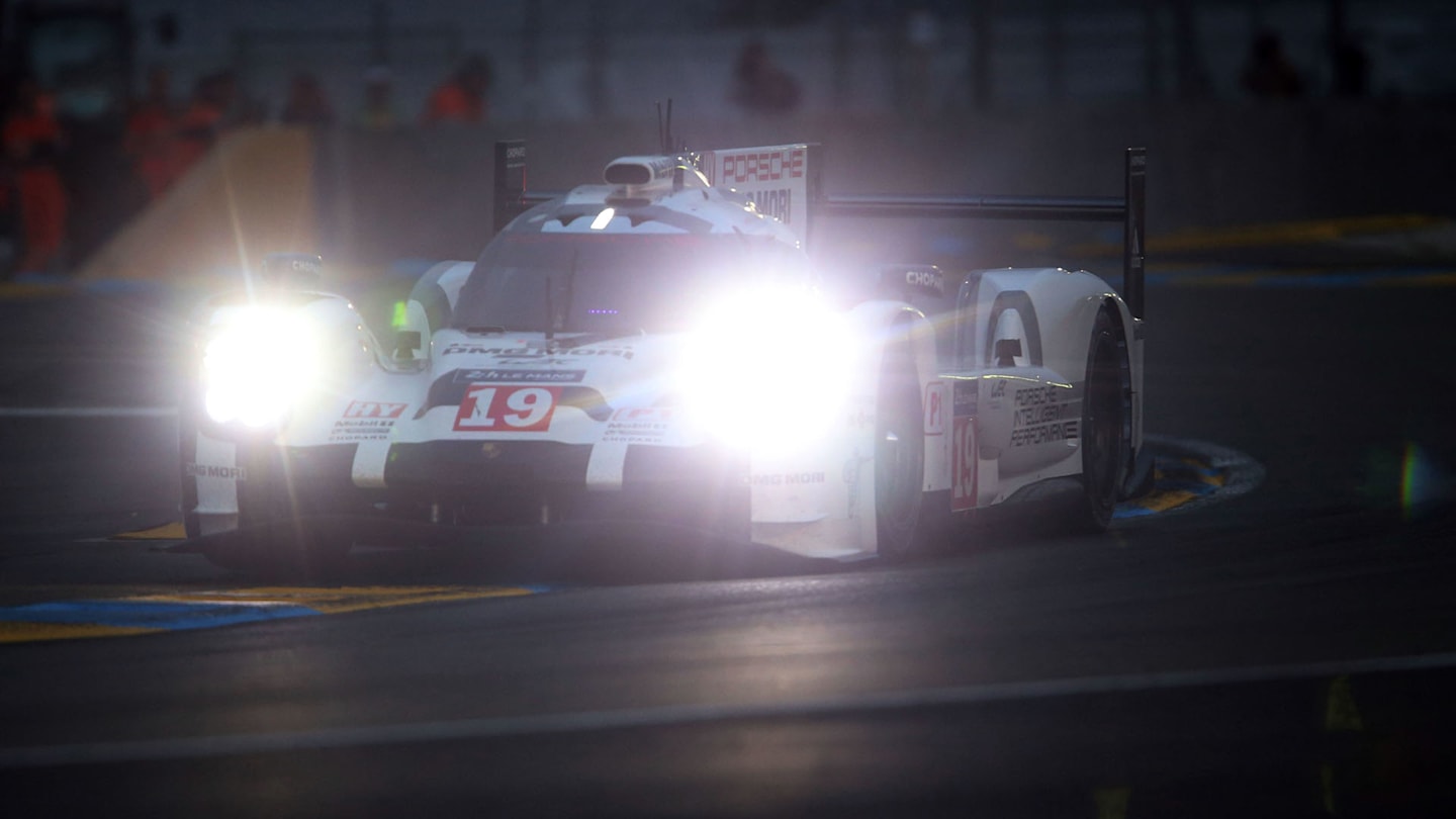 Nico Hulkenberg (GER) / Earl Bamber (NZL) / Nick Tandy (GBR), Porsche Team Porsche 919 Hybrid at Le