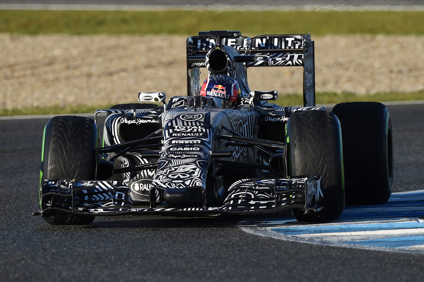 Daniil Kvyat (RUS) Red Bull Racing RB11 at Formula One Testing, Day Four, Jerez, Spain, 4 February 2015.