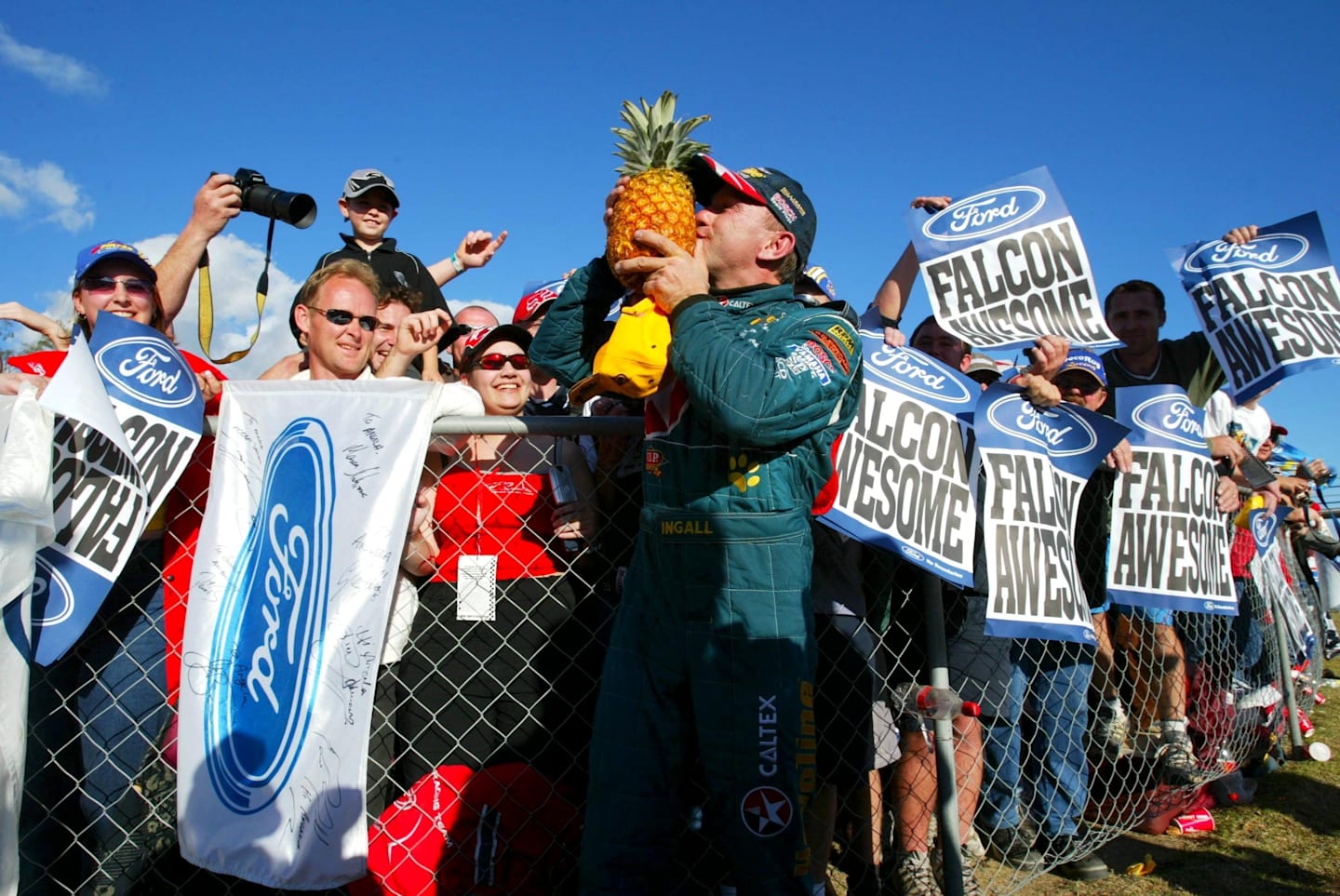 Russell Ingall (GBR) Caltex Havoline Racing Team Ford Falcon celebrates his second victory for Ford