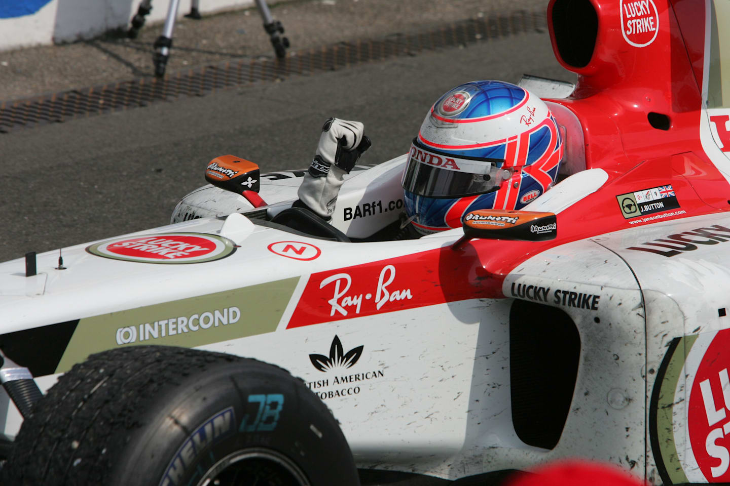 Jenson Button (GBR) BAR Honda 005 finished in 2nd place.  Formula One World Championship, Rd12,