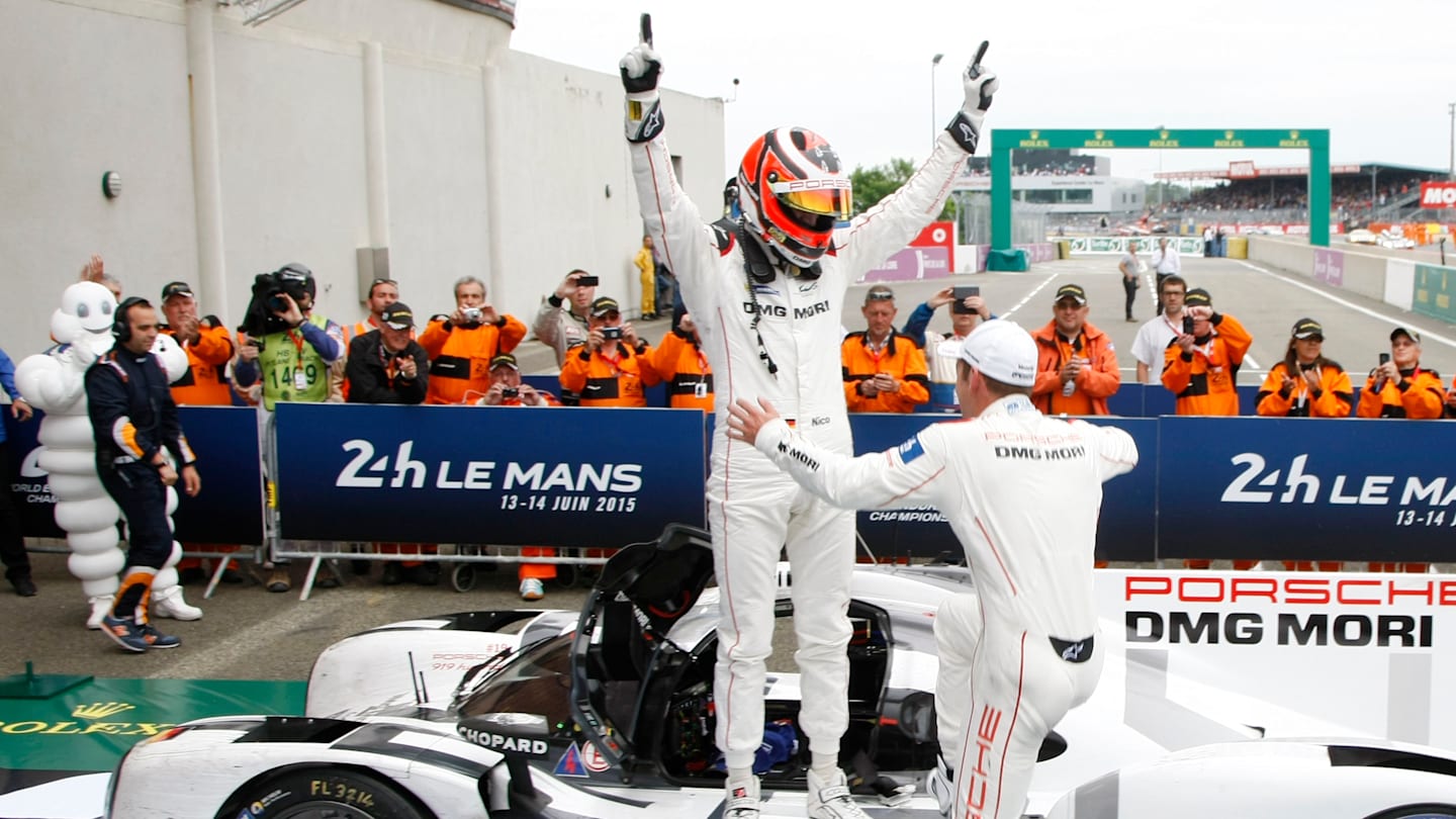 Race winners Nico Hulkenberg (GER) / Earl Bamber (NZL) / Nick Tandy (GBR), Porsche Team Porsche 919