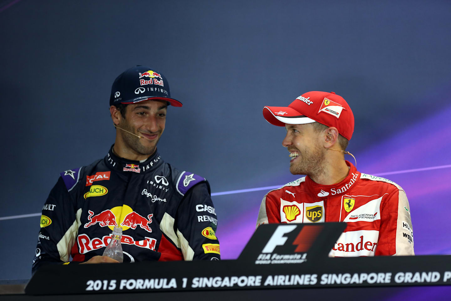 Daniel Ricciardo (AUS) Red Bull Racing and Sebastian Vettel (GER) Ferrari in the press conference