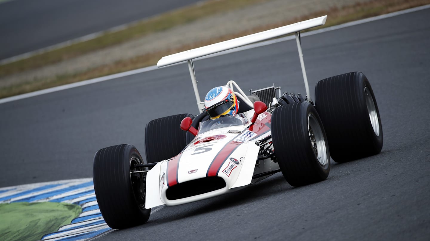 Fernando Alonso in the Honda RA301, 2016 Honda Racing Thanks Day, Motegi, Japan, December 2016 © Honda