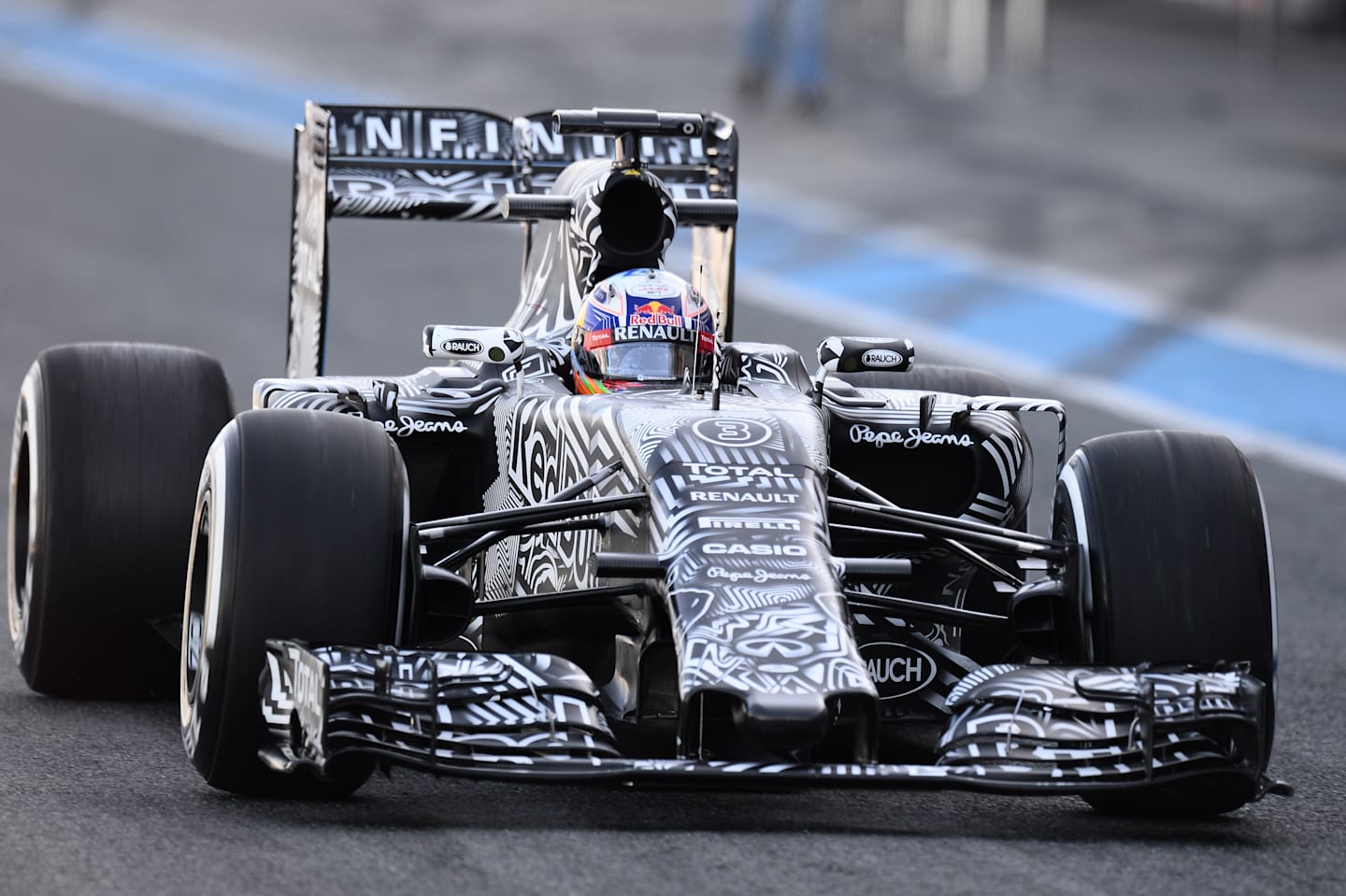 Daniel Ricciardo (AUS) Red Bull Racing RB11 at Formula One Testing, Day One, Jerez, Spain, 1