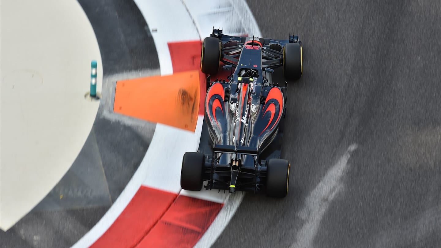 Jenson Button (GBR) McLaren MP4-30 at Formula One World Championship, Rd19, Abu Dhabi Grand Prix, Practice, Yas Marina Circuit, Abu Dhabi, UAE, Friday 27 November 2015. © Sutton Motorsport Images