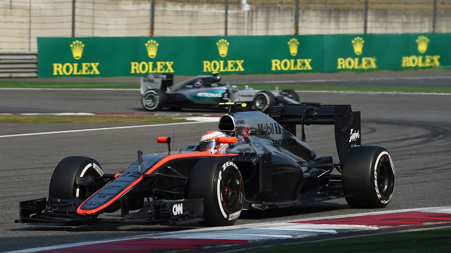 Jenson Button (GBR) McLaren MP4-30 at Formula One World Championship, Rd3, Chinese Grand Prix, Race, Shanghai, China, Sunday 12 April 2015. © Sutton Motorsport Images